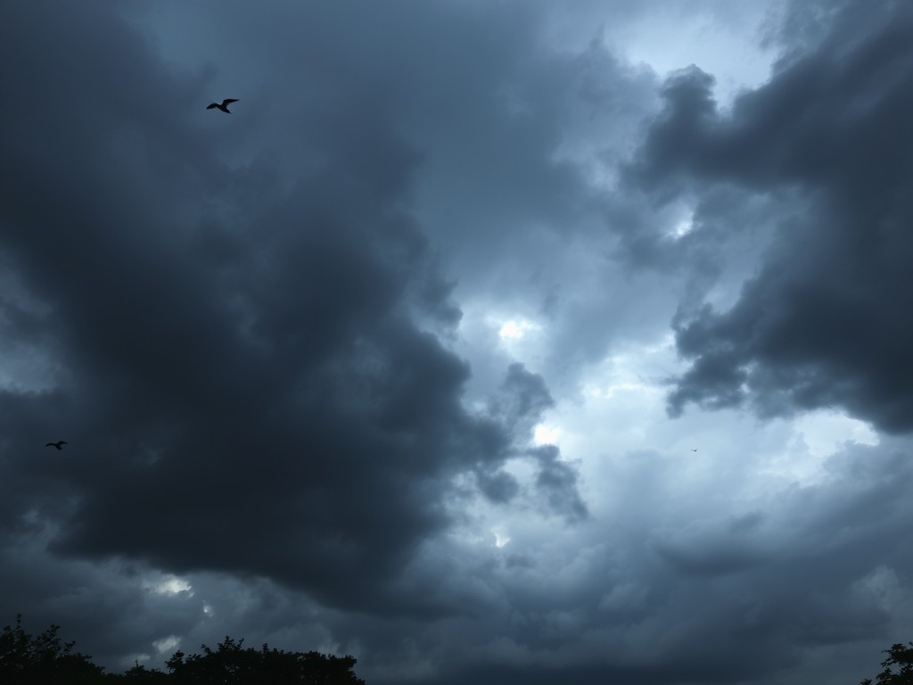 نقاشی طبیعت سخت آسمان تاریک و ابری